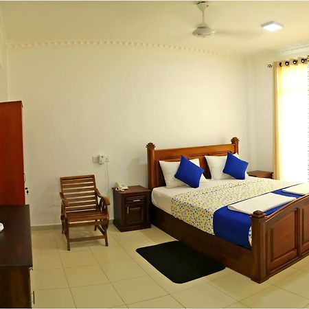 Ronaka Airport Transit Hotel Katunayaka Exteriér fotografie