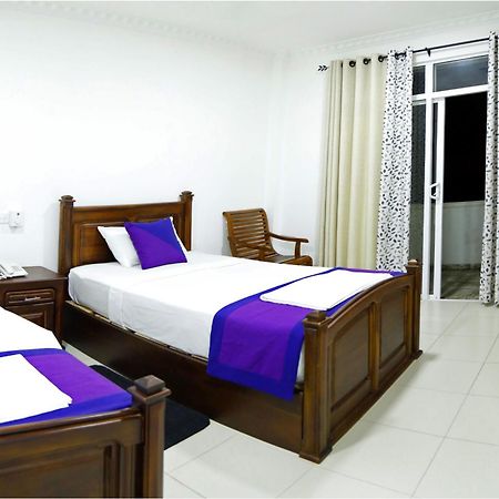 Ronaka Airport Transit Hotel Katunayaka Exteriér fotografie