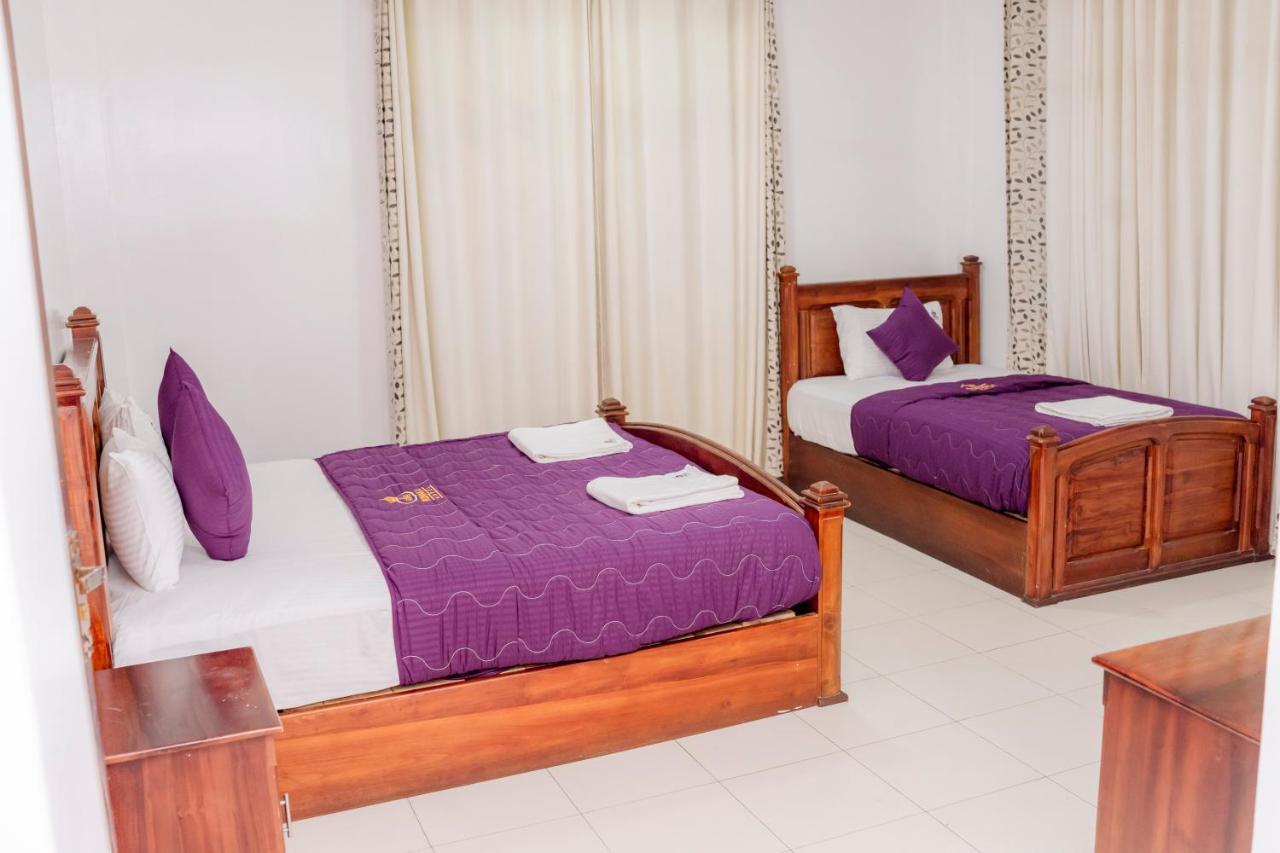 Ronaka Airport Transit Hotel Katunayaka Exteriér fotografie