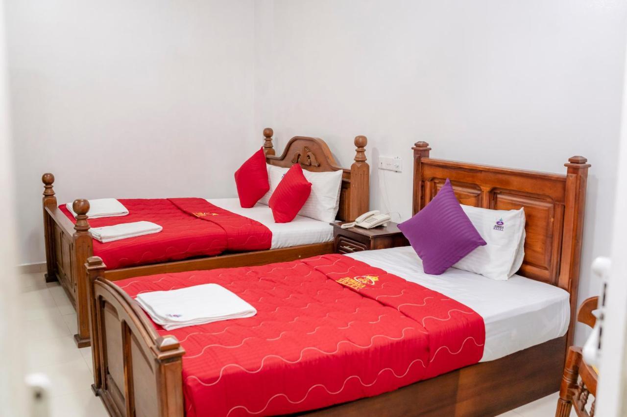 Ronaka Airport Transit Hotel Katunayaka Exteriér fotografie