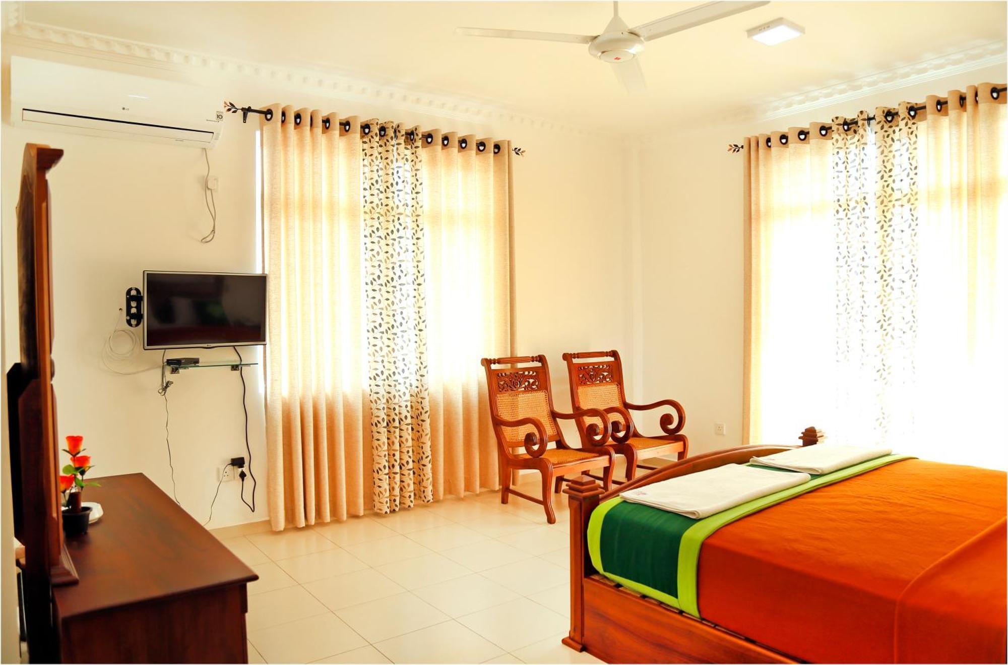 Ronaka Airport Transit Hotel Katunayaka Exteriér fotografie