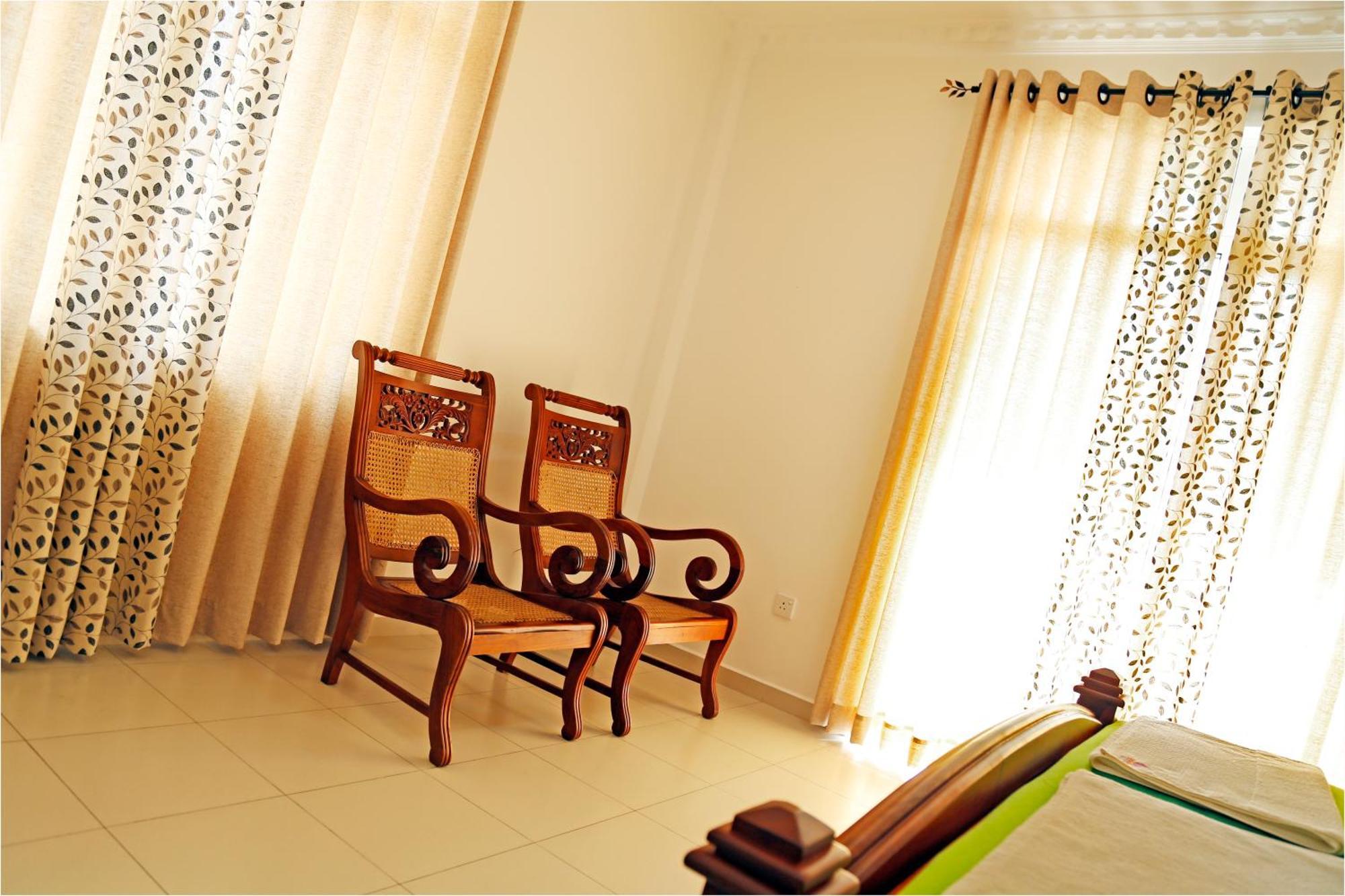 Ronaka Airport Transit Hotel Katunayaka Exteriér fotografie
