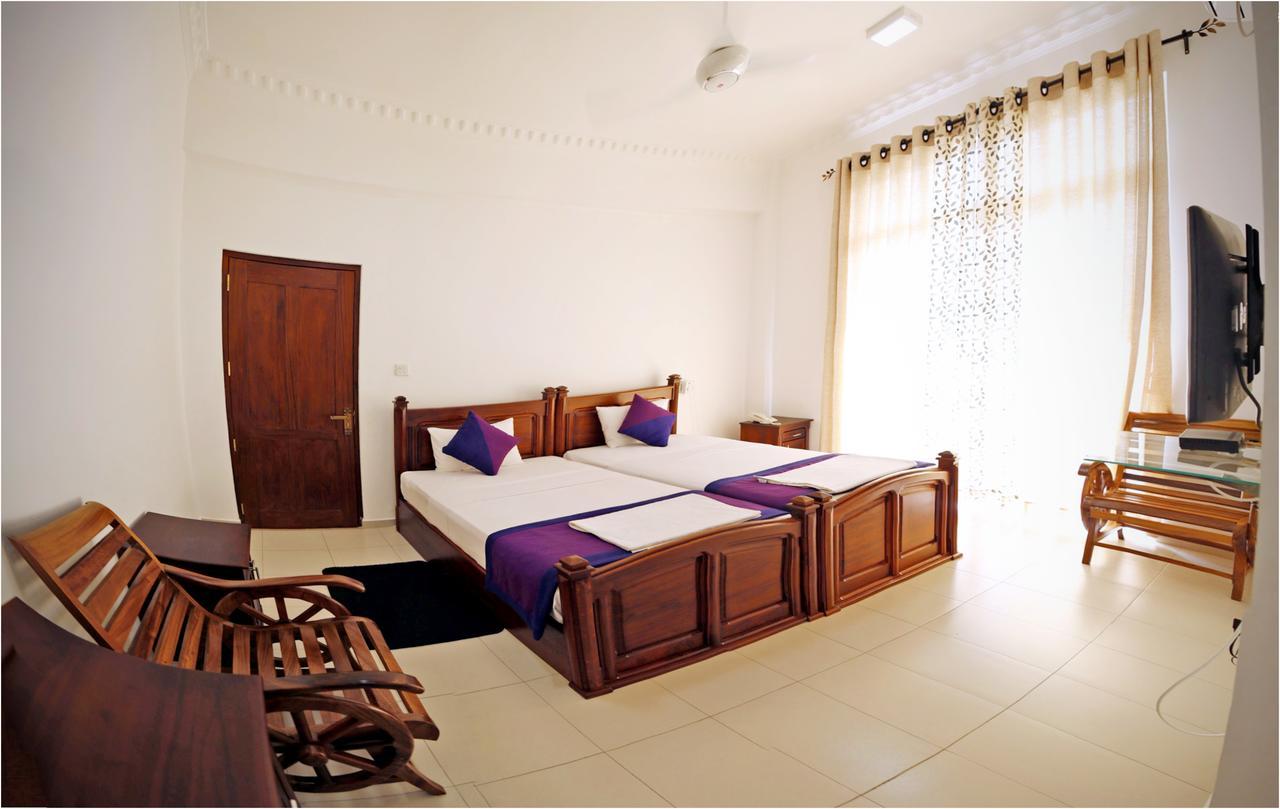 Ronaka Airport Transit Hotel Katunayaka Exteriér fotografie